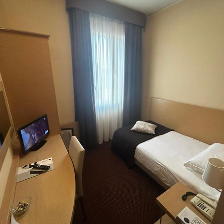 Hotel Vittoria Rubano Buitenkant foto