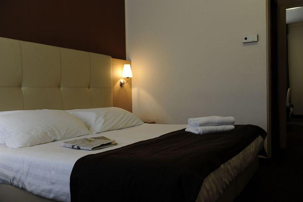 Hotel Vittoria Rubano Buitenkant foto